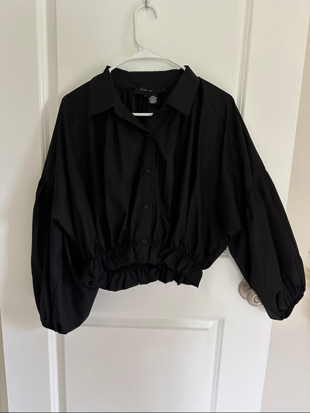 Black Cropped Button-Front Shirt with Elastic Hem